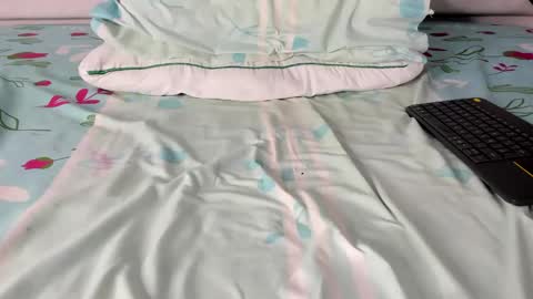 Snapshot of maybelline_666 chatting on 11-08-25, 07:30 Maybelline69 online show from 11-08-25, 07:30