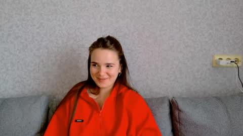 maybloom_ online show from 05-26-26, 10:33