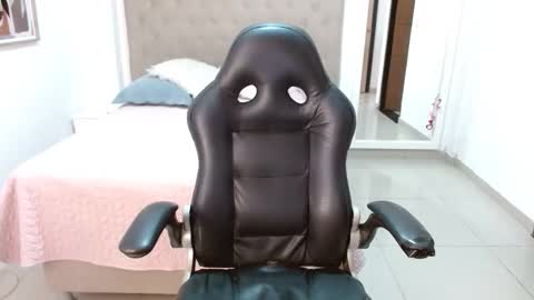 MAYA online show from 01-10-26, 07:15