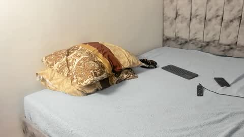 Mayky... online show from 03-17-26, 02:27