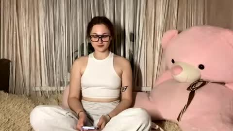 Sofi online show from 04-17-26, 04:21