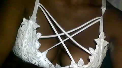 Snapshot of mayolu586 chatting on 05-12-26, 03:36 Maya online show from 05-12-26, 03:36