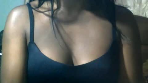 Snapshot of mayolu586 chatting on 06-05-26, 06:52 Maya online show from 06-05-26, 06:52