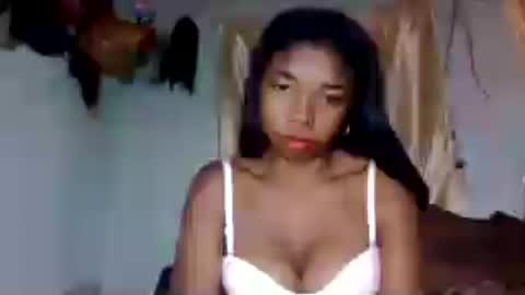 Snapshot of mayolu586 chatting on 06-19-26, 07:34 Maya online show from 06-19-26, 07:34