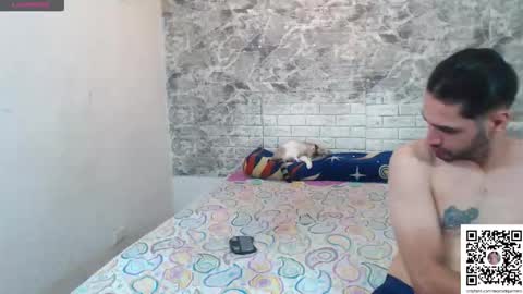 Snapshot of maythedesirelive chatting on 12-17-25, 12:16 thonny online show from 12-17-25, 12:16