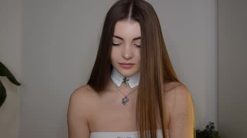 Snapshot of mayttease chatting on 11-20-25, 03:28 mayttease online show from 11-20-25, 03:28