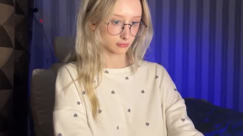 mayvi_cold online show from 02-20-25, 09:09