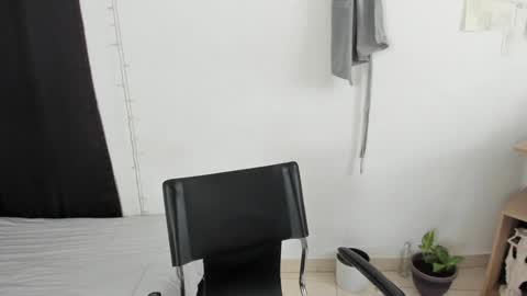 mazikeen_18 online show from 01-07-25, 12:09