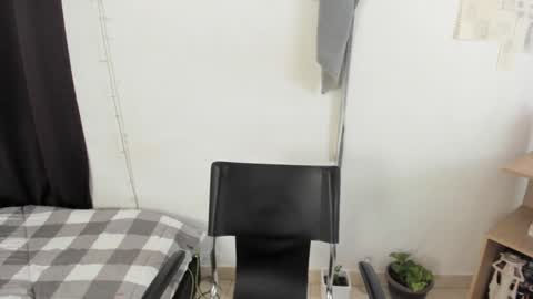 mazikeen_18 online show from 02-04-25, 04:18