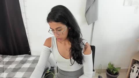 mazikeen_18 online show from 03-07-25, 04:00