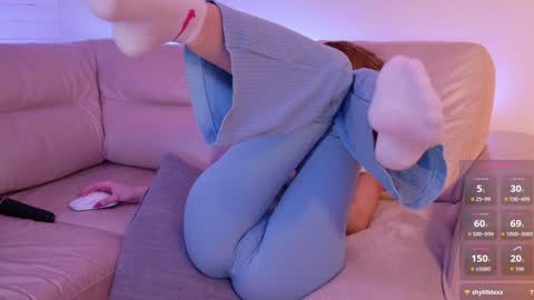 Snapshot of mazzanti_ chatting on 10-25-25, 01:24 mazzanti_ online show from 10-25-25, 01:24