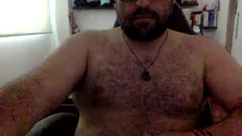 Snapshot of mbotve chatting on 11-17-25, 07:30 VzlaMan online show from 11-17-25, 07:30