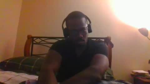 Snapshot of mbsupreme chatting on 10-09-25, 02:20 Mark online show from 10-09-25, 02:20