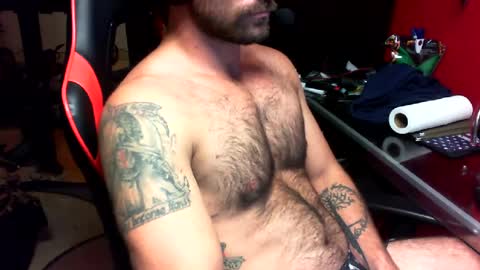 Snapshot of mcbethtime chatting on 06-16-26, 07:16 mcbethtime online show from 06-16-26, 07:16