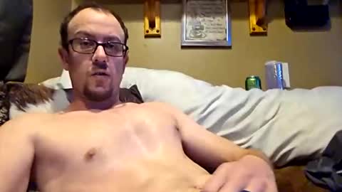 mclovinmackay online show from 11-15-25, 04:10