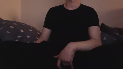 Snapshot of mcmike_es chatting on 12-31-24, 08:37 Mike online show from 12-31-24, 08:37