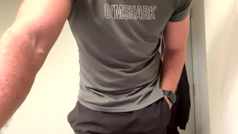 Snapshot of mcr8080 chatting on 01-23-25, 03:43 mcr8080 online show from 01-23-25, 03:43