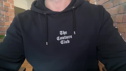 Snapshot of mcr8080 chatting on 10-05-25, 09:18 mcr8080 online show from 10-05-25, 09:18