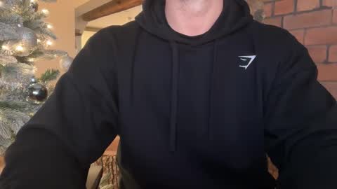 Snapshot of mcr8080 chatting on 12-14-25, 09:14 mcr8080 online show from 12-14-25, 09:14