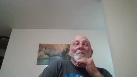 Snapshot of mdane99 chatting on 11-05-25, 01:44 mdane99 online show from 11-05-25, 01:44