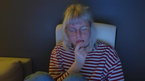 Roze online show from 05-15-26, 11:01