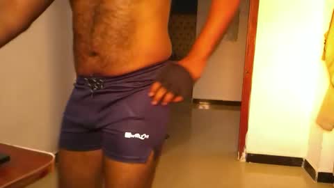 Snapshot of me_hai12 chatting on 04-08-26, 12:27 me_hai12 online show from 04-08-26, 12:27