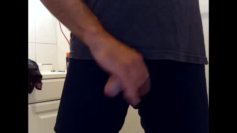 Snapshot of meaderd740870 chatting on 11-28-25, 01:14 meaderd740870 online show from 11-28-25, 01:14