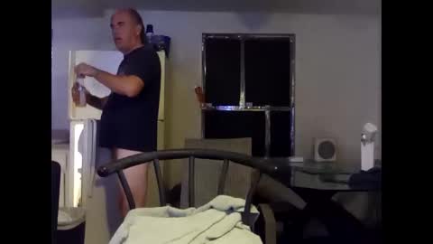 Snapshot of meaderd740870 chatting on 12-03-25, 04:09 meaderd740870 online show from 12-03-25, 04:09