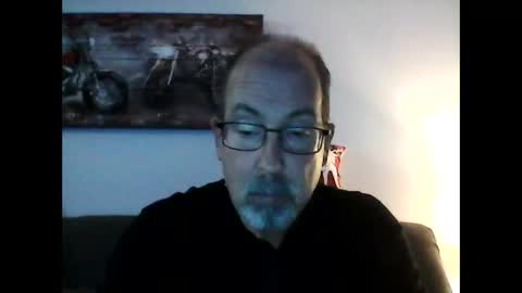 Snapshot of meathome3 chatting on 12-17-24, 09:27 me at home online show from 12-17-24, 09:27