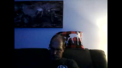 Snapshot of meathome3 chatting on 12-21-24, 05:47 me at home online show from 12-21-24, 05:47