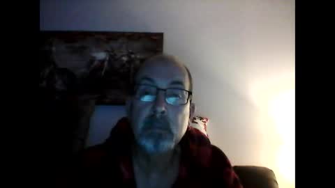 Snapshot of meathome3 chatting on 01-02-25, 01:30 me at home online show from 01-02-25, 01:30