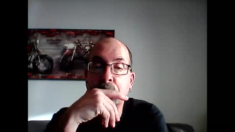 Snapshot of meathome3 chatting on 02-07-25, 01:32 me at home online show from 02-07-25, 01:32