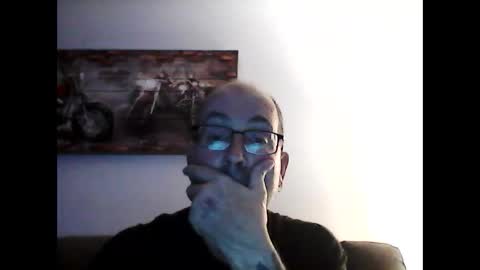 Snapshot of meathome3 chatting on 02-18-25, 04:48 me at home online show from 02-18-25, 04:48