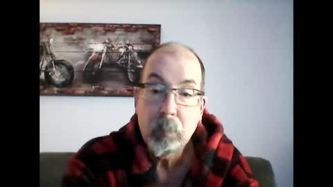 Snapshot of meathome3 chatting on 03-01-25, 01:51 me at home online show from 03-01-25, 01:51