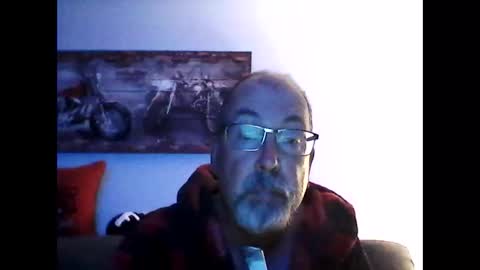 Snapshot of meathome3 chatting on 09-24-25, 10:07 me at home online show from 09-24-25, 10:07