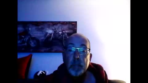 Snapshot of meathome3 chatting on 10-06-25, 10:12 me at home online show from 10-06-25, 10:12