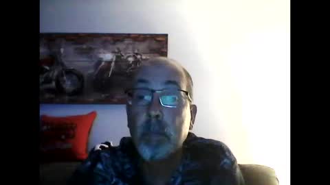 Snapshot of meathome3 chatting on 10-15-25, 02:55 me at home online show from 10-15-25, 02:55