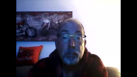 Snapshot of meathome3 chatting on 10-23-25, 10:03 me at home online show from 10-23-25, 10:03