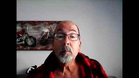 Snapshot of meathome3 chatting on 11-08-25, 01:22 me at home online show from 11-08-25, 01:22