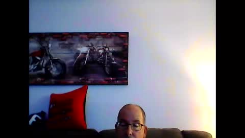 Snapshot of meathome3 chatting on 11-14-25, 05:11 me at home online show from 11-14-25, 05:11