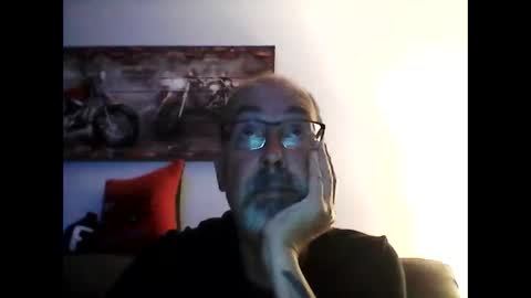 Snapshot of meathome3 chatting on 11-20-25, 04:45 me at home online show from 11-20-25, 04:45