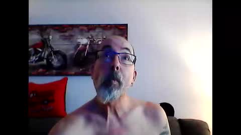 me at home online show from 03-19-26, 06:45