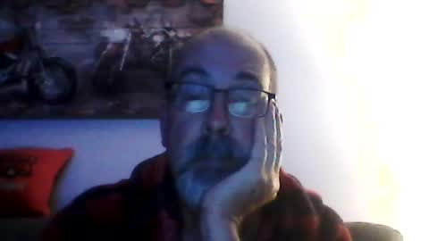 Snapshot of meathome3 chatting on 07-18-26, 09:46 me at home online show from 07-18-26, 09:46