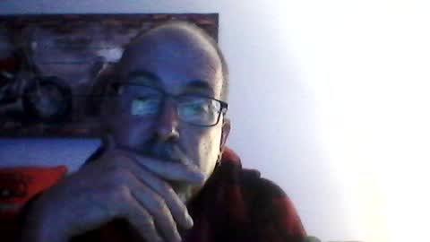 Snapshot of meathome3 chatting on 07-19-26, 09:46 me at home online show from 07-19-26, 09:46