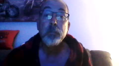 Snapshot of meathome3 chatting on 07-22-26, 09:12 me at home online show from 07-22-26, 09:12