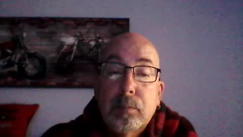 Snapshot of meathome3 chatting on 07-26-26, 10:44 me at home online show from 07-26-26, 10:44