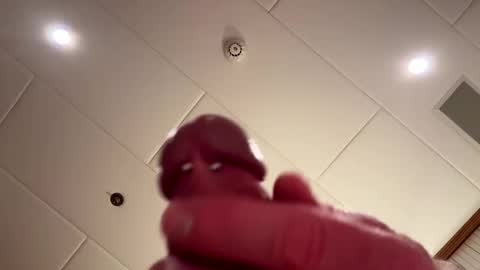 Snapshot of meau_lest chatting on 10-30-25, 10:10 Meau Lest online show from 10-30-25, 10:10