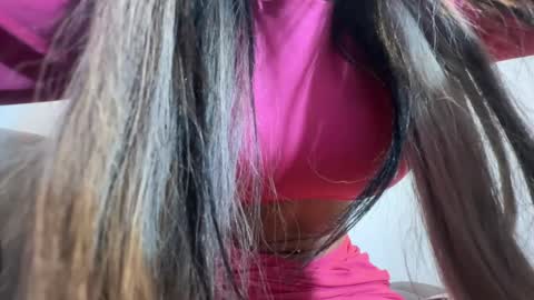 Snapshot of meclarityxxx chatting on 11-08-25, 07:12 online show from 11-08-25, 07:12