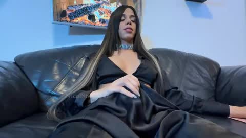 Snapshot of meclarityxxx chatting on 12-22-25, 07:55 online show from 12-22-25, 07:55