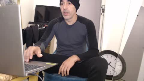 Meditmtc online show from 12-25-24, 08:28